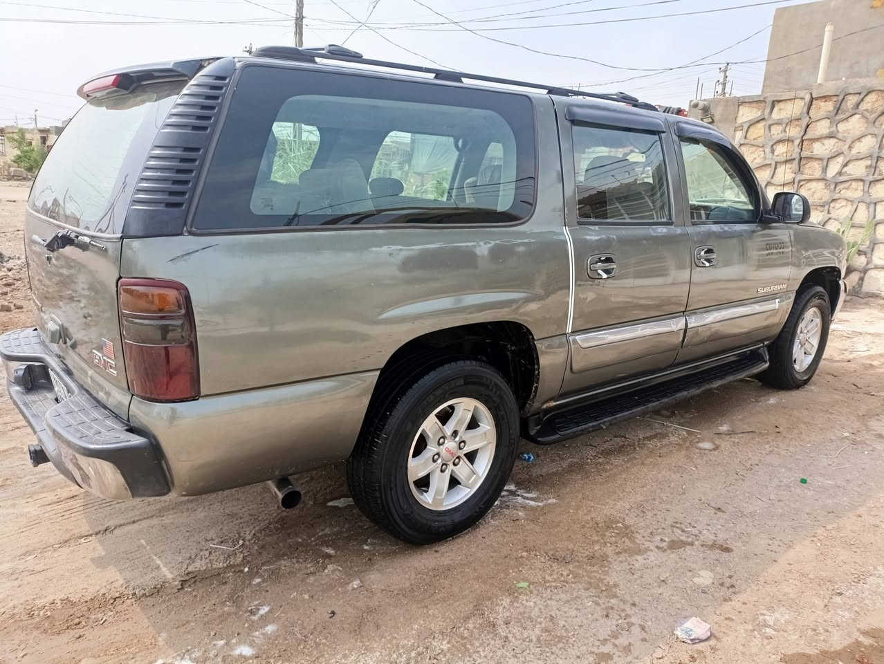 سلام عليكم الفينة 2002 للبيع مكينة كير واكسل جيد جدا تبريد ممتاز 3قطع تحويل ثاني يوم ... ***********
