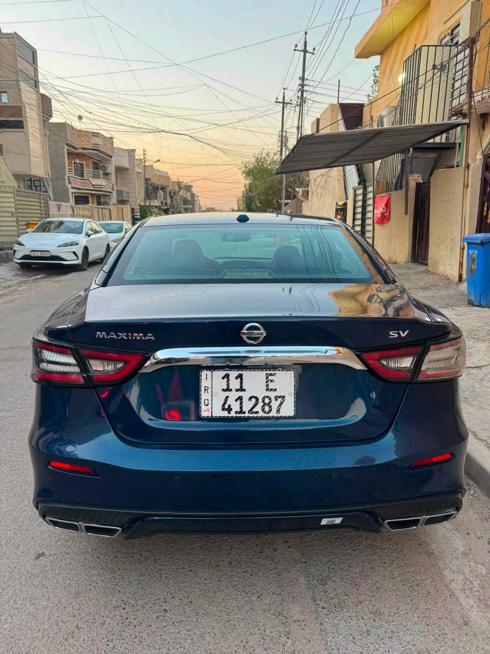 مرحبه حبايبي  نيسان مكسيما 2022 sv 
 ستة سلندر 3500
ماشية 61 الف ميل 
حادثها البنيد نفسه راجع بارد 
بدون شاصي ولغد ودواخل 
وبيها قطعتين صبغ خلفيات السياره حيل نضيفه وعل يدنه من امريكه بسمنه تحويل ثاني يوم وهاذ رقمي ***********
