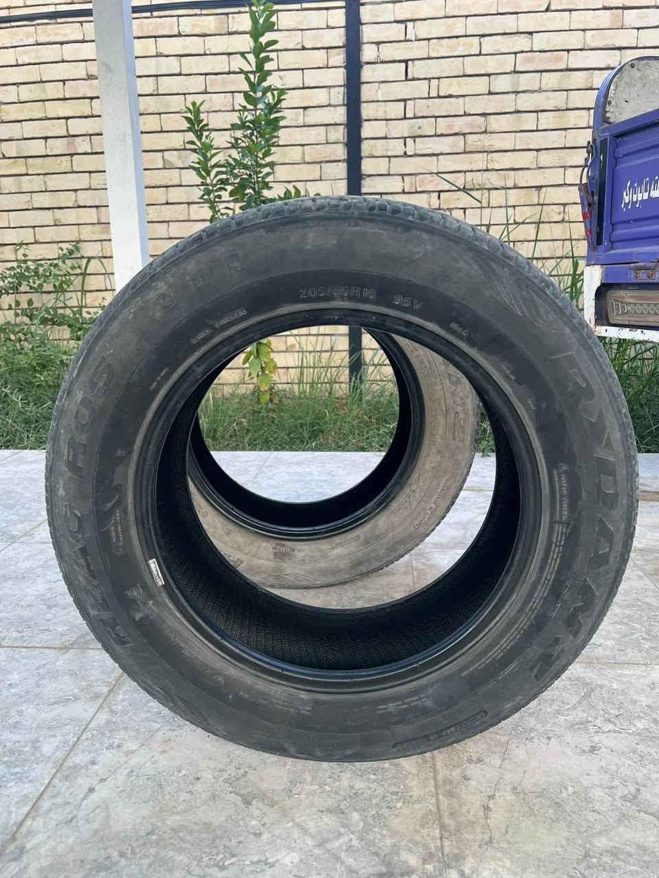 تايرات عدد ٢ نص عمر. للبيع نضيفات ما مضروبات ابد قيم واخذ
للاستفسار 
***********
