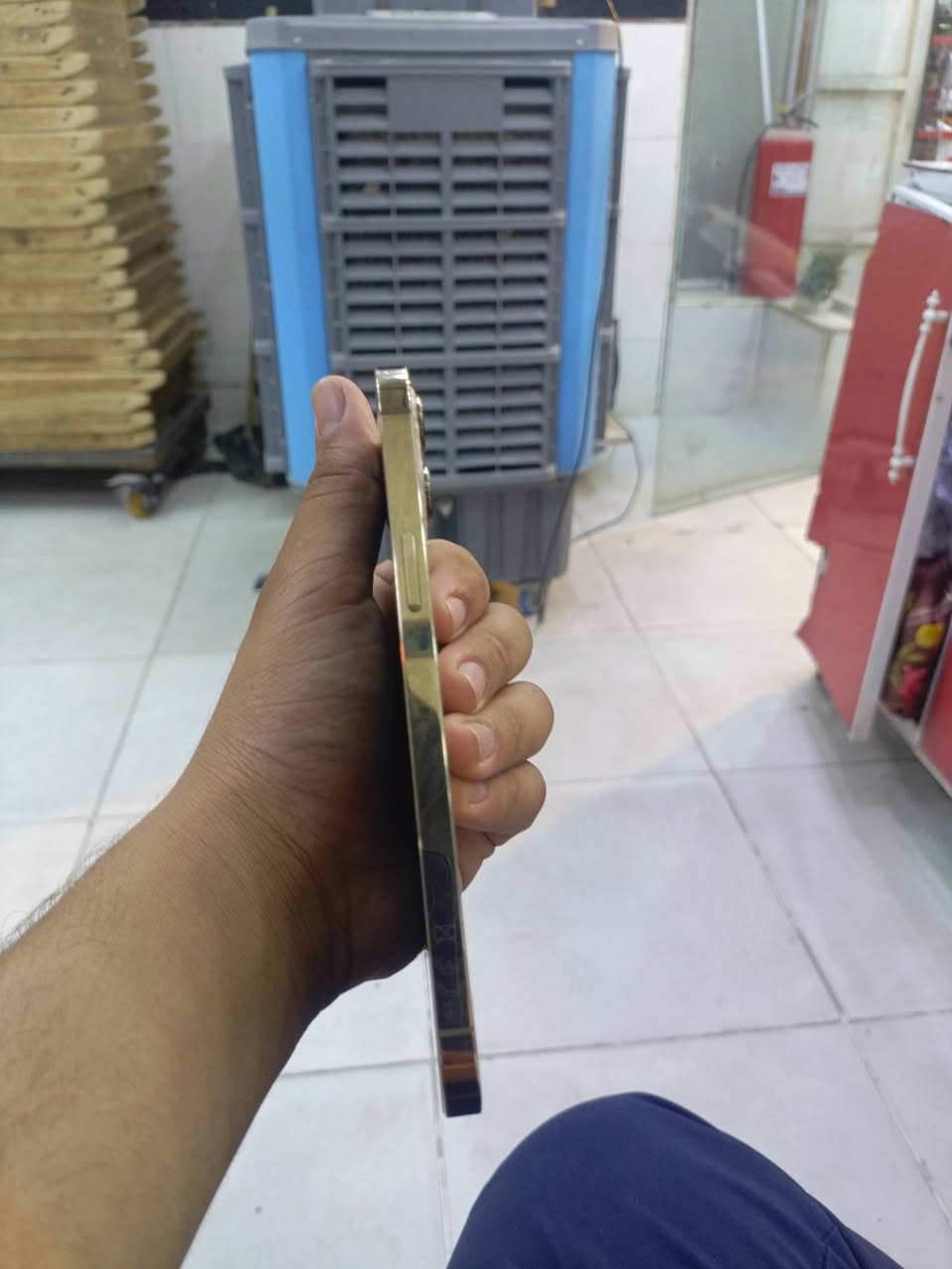 12 برو ماكس ذاكره 256
شرق اوسط 
***********
