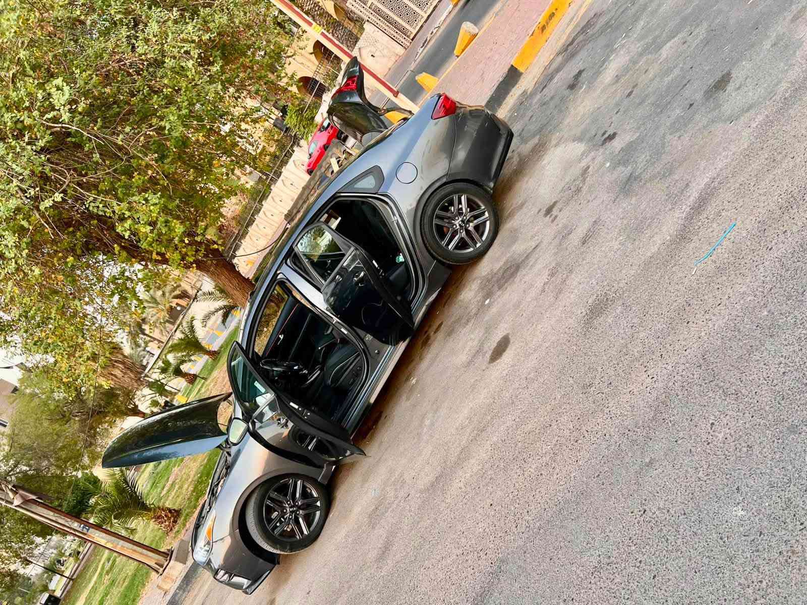 السلام عليكم
فورتي GT Line موديل 2021

فول موصفات 

وارد امريكي

حادثه جاملغ خلفي وقبغ جنطه بدون ايرباك 

رقم جديد باسمي

محرك 2000 دوش

ماشيه 52 الف مايل 

السعر 133 وبيه مجال بسيط كلش  

تلفون ***********

الاعظميه ساحه عنتر

صور الحادث بلمنشور

نص مكتوب في الصور:
- الضغط من الخلف
- تم اكتشاف ضغط مرتين
- Free bid history copart and iaai » Kia » Forte » Kia Forte Gt Line 2021 Charcoal 2.0L 4 vin: 3KPF34AD4ME360721
- Kia Forte Gt Line 2021 Charcoal 2.0L 4 vin: 3KPF34AD4ME360721
- Final bid: $6500
- Auction: Copart SOLD
- Lot number: 38519032
- Date of sale: 24.05.2022
- Year: 2021
- VIN: 3KPF34AD4ME360721
- Condition: Run And Drive
- Engine: 2.0L 4
- Mileage: 14954 miles (Actual)