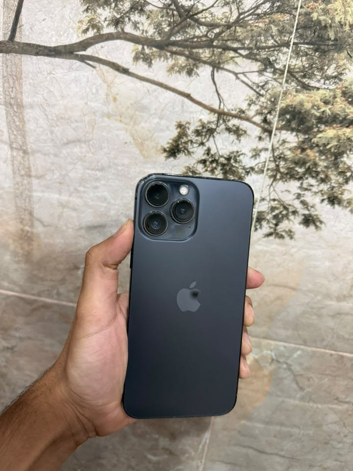 13بروماكس256مبدل شاشه وكامره كله شغال بطاريه بلادي67سعر 450(‭***********‬)مااجاوب عل واتساب فقط اتصال
