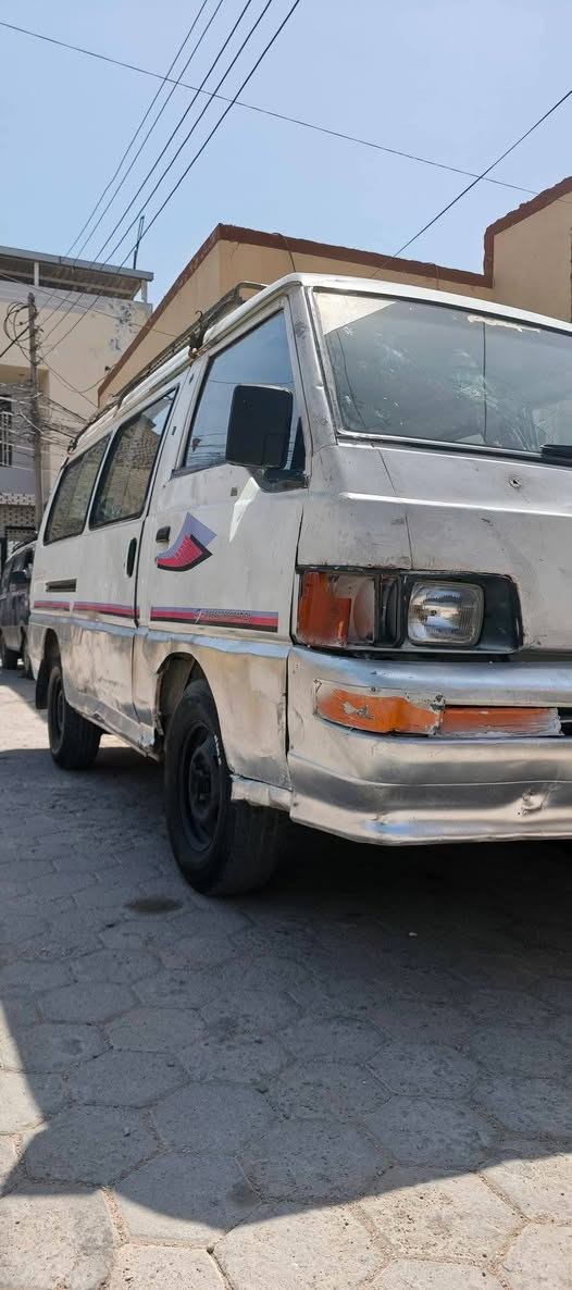 مسبوشي لبيع مكينة وكير استوني شادهن حدادية ورة وكدام مسويهة تخم تاير جديد ١٤راكب بديهة حلو دواخلهة عوزهة بس تغليف رقم الماني ١٥وبيهة مجال بصيط رقم *********** مكان نجف
