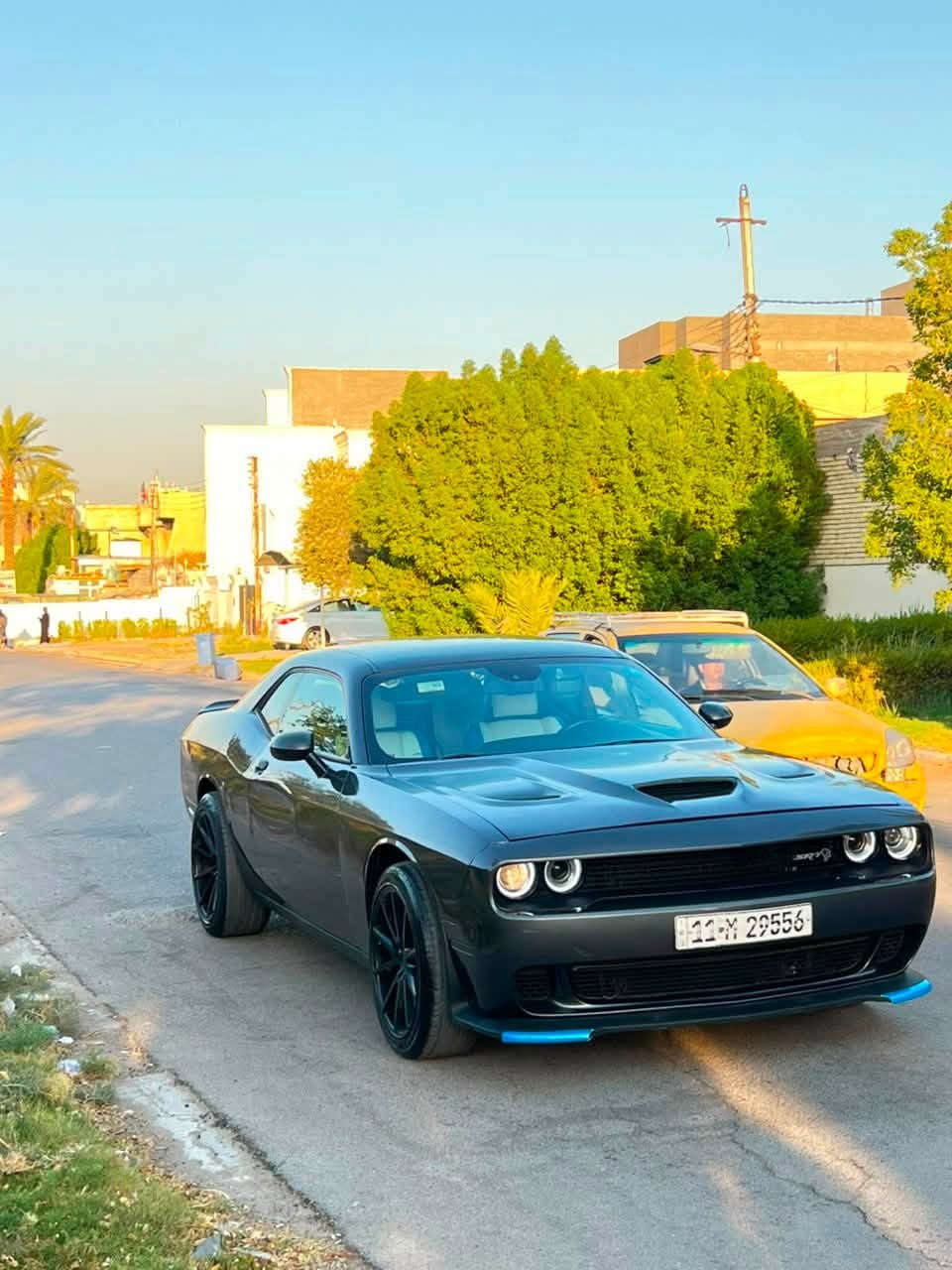 دوج جالنجر       Sxt.     2022 🔥
رقم بغداد باسمي 
ماشيه 72mi
مواصفات السياره

تحكمات استيرن

شفتات 

حساس خلفي 

تشغيل عن بعد

نظام سبورت

تبريد منفصل

تثبيت سرعه

هيترات بلمري وتعتيم

وبعد مواصفات
حادث سياره جاملغ وبنيد بدون دواخل 
صور حادث وسونار منزلات
السعر 
137 وبيه مجال 
مكان السياره بغداد حي الجامعه 
☎️ ***********
