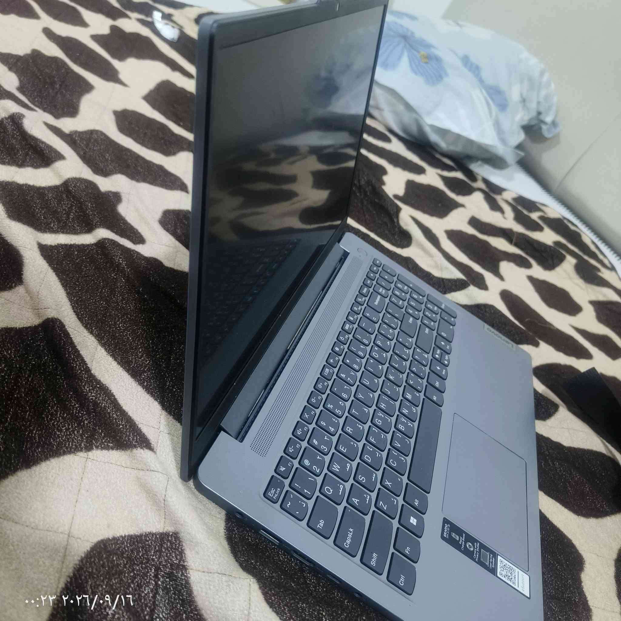 Lenovo v15 g4
مستعمل اقل من شهر اخذته من شركة ناروتو الي بالجزائر وبعده بالضمان، مواصفاته بالصور ومعروفه 
كامل ملحقات + ماوس وماوس باد وجنطة بعدهن ما مفتوحات بالكارتون 
نهايته 700
بصرة زبير حي الصحفيين 
واتساب ***********

نص مكتوب في الصور:
- السوق المفتوح OpenSooq
- ٠٠:٢٣ ٢٠٢٦/٠٩/١٦