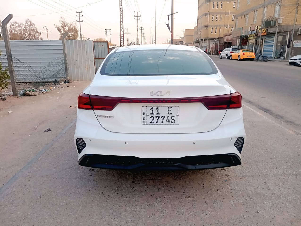 كيه سيراتو مديل 2024
ماشيه 35 الف حقيقي على وضع الشركه 
مكينه 2000 دوش المرغوب 
رقم بغداد الدولي الجديد جاهزه مجهزه بسمي شخصين مداور ثاني يوم 
سياره نص فول مؤاصفات عاديه بدون فتحه دواخل اسود 
توني شادلها ويل كب سياره على وضع الزيرو لا متعوبه لا مشتغله تكسي تجي وتشوف بعينك 

مكان ناصريه مركز 

الاستفسار ((( *********** ))) 
               ((( *********** )))

