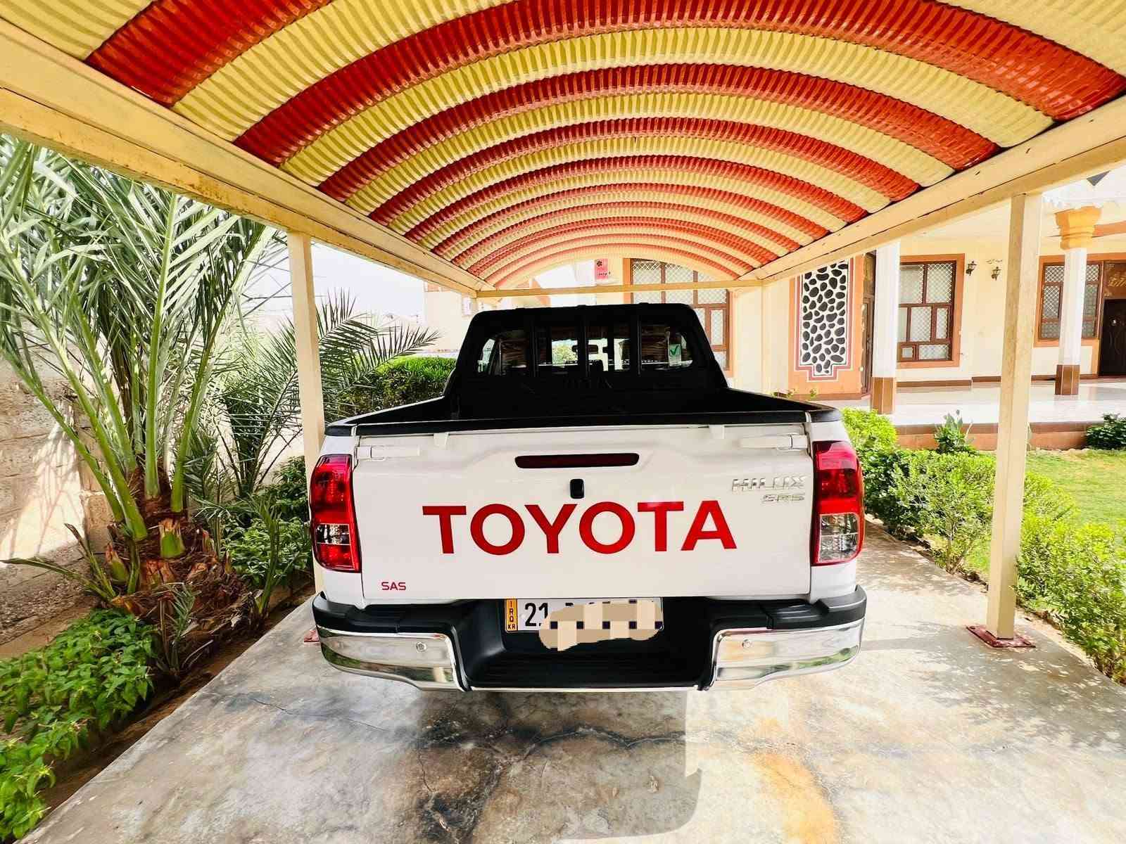 هايلوكس ٢٠٢٤ • ماشيه ٣٩٠٠٠ • مكفولة