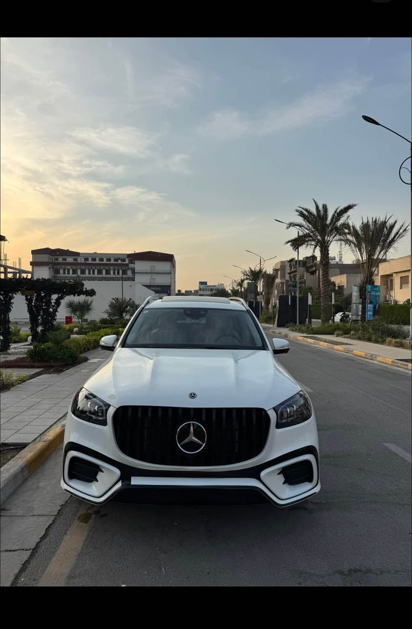 بيع أو مراوس سعر تواصل ع رقم ***********
 أ مرسيدس 2020 GLS 580
• محرك V8 سعة 4.0 لتر توين تيربو مع نظام EQ Boost
• قوة 489 حصان وأداء عالي
• نظام دفع رباعي 4MATIC
• ناقل حركة أوتوماتيك 9 سرعات
• فتحة سقف عادية (ليست بانوراما)
• داخلية جلد أبيض فاخرة
• 7 مقاعد (3 صفوف)
• نظام MBUX بشاشتين رقمية كبيرة
• دعم Apple CarPlay و Android Auto
• مقاعد كهربائية مع ذاكرة
• تسخين وتبريد للمقاعد
• تكييف أوتوماتيك متعدد المناطق
• إضاءة داخلية محيطية
• كاميرات 360 درجة مع حساسات
• أنظمة سلامة متقدمة (نقطة عمياء، مساعد مسار، رادار)
• تشغيل بصمة ودخول ذكي
• نظام تعليق هوائي AIRMATIC
• أوضاع قيادة متعددة
• باب شنطة كهربائي
• مرايا كهربائية قابلة للطي
• جنوط ألمنيوم رياضية
• سيارة فاخرة، مريحة
السعر تواصل خاص أو ع الرقم *********** بغداد, العراق
