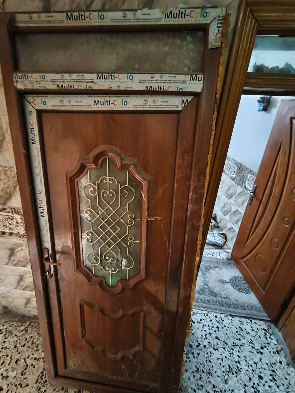 باب مستعمل قليل نضيف حيل 250/***********
