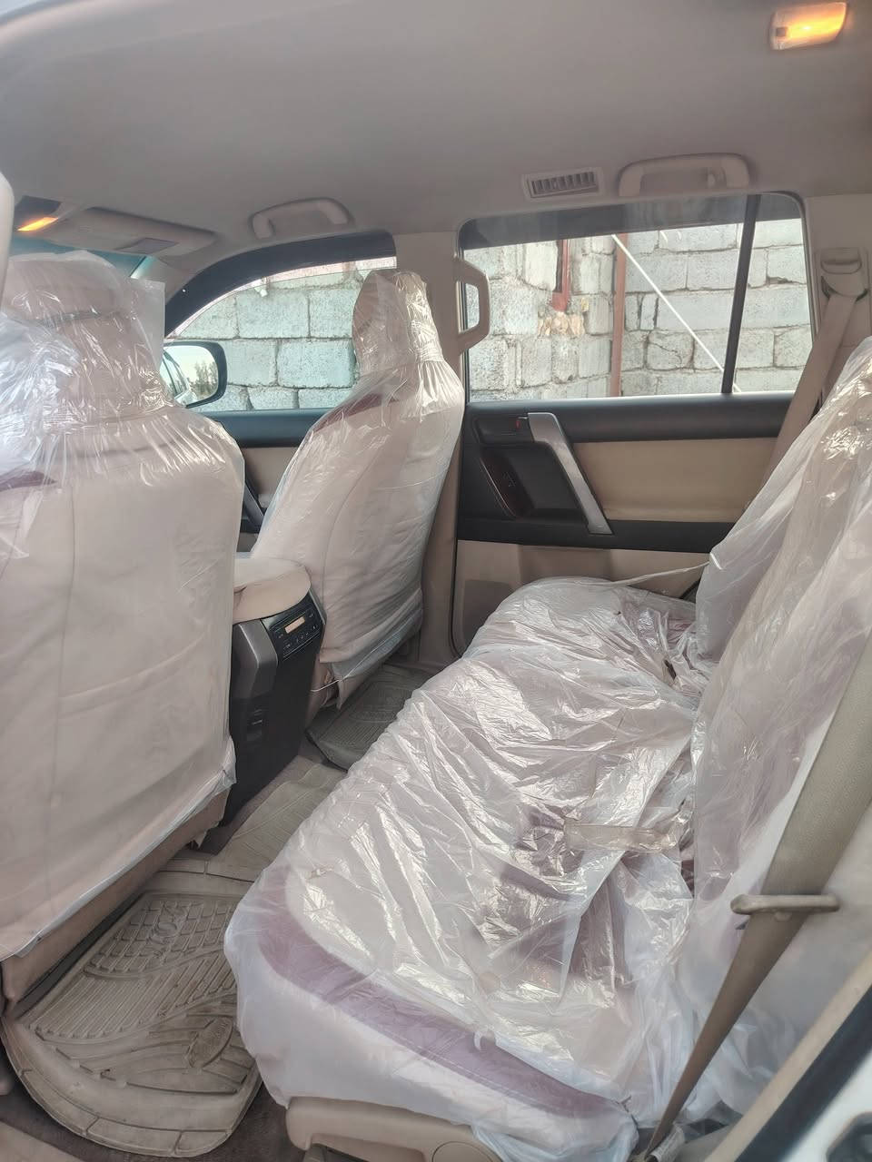 السلام عليكم.. برادو 11.. 4 سلندر 2700 رقم بغداد فول اوتماتيك عدا الفتحة وارد خليجي مكفولة ب 205 وبيها  مجال المكان بغداد
*********** واتساب او اتصال
السلام عليكم.. برادو 11.. 4 سلندر 2700 رقم بغداد فول اوتماتيك عدا الفتحة وارد خليجي مكفولة ب 205 وبيها  مجال المكان بغداد
