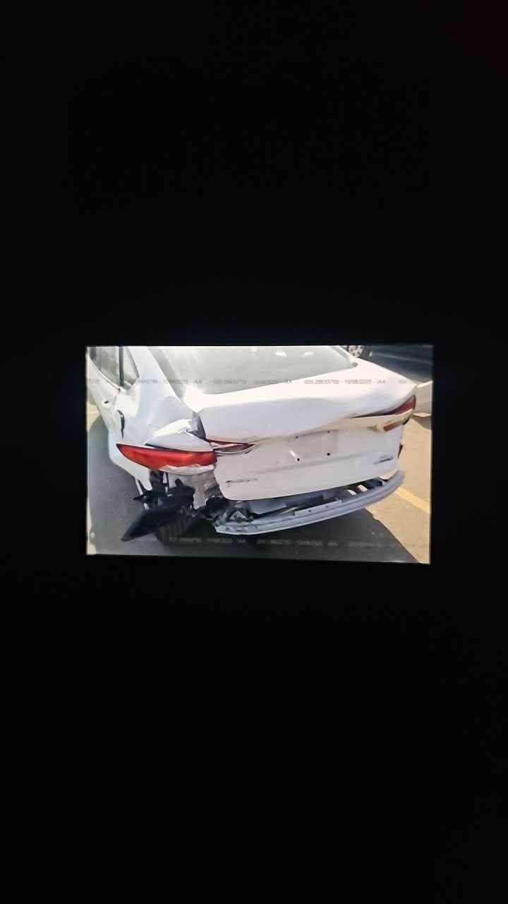 هايبرد • حادث • ١٣٠ الف ميل