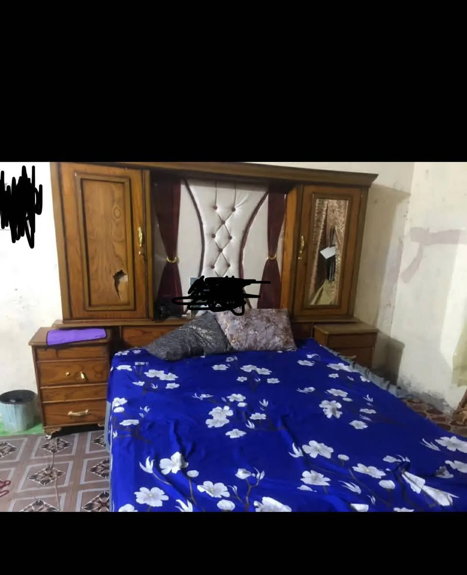 سلام عليكم غرفه للبيع سعر 450وبيههه مجال اتصال ع رقم ***********
