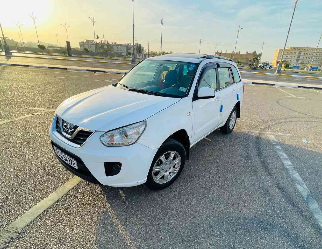 ٤٨ ورقة تيكو ١٣ باسمي بغداد دولي هزة وسنوية كلهن جدد 
تبريد ثلج تايرات تخم كامل اصلي جديد 
عليها غرامة ٧ ورقات ينقص من سعرها وبيها نواقص شكو نقص بيها ينحسب من سعرها 
مكان السيارة اربيل او بغداد حسب الاتفاق 
***********
