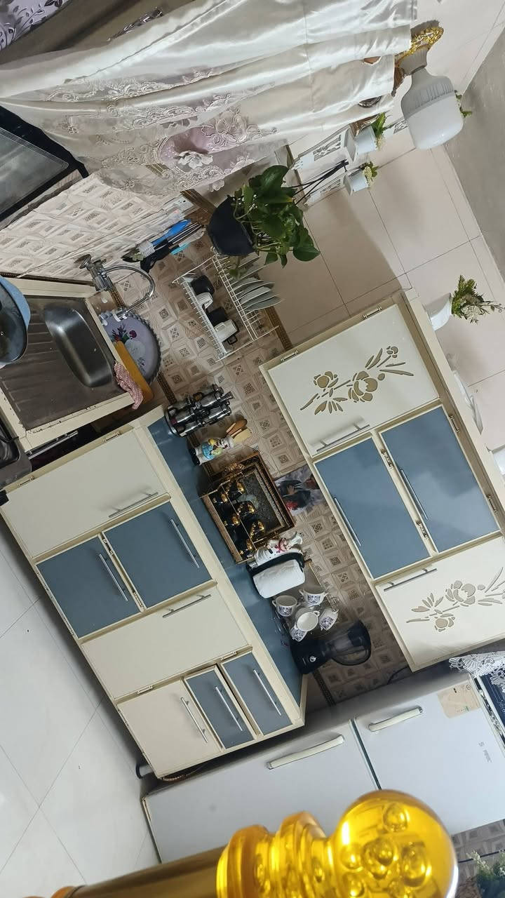 🏠 للبيع بيت في بغداد الجديدة – قرب كراج النعيرية
📍 الموقع: بغداد الجديدة، قريب من كراج النعيرية، فرع وقريب من الكراج
📐 المساحة: 54 م²
🏡 البيت طابقين وبناء نضيف
🛋️ الطابق الأرضي: صالة + مطبخ + غرفة منام
🛏️ الطابق العلوي: غرفة
📄 طابو
💰 السعر: 127 مليون قابل للتفاوض
✨ موقع مميز وقريب من الخدمات والمواصلات.

📞 للاستفسار والتواصل:
***********
