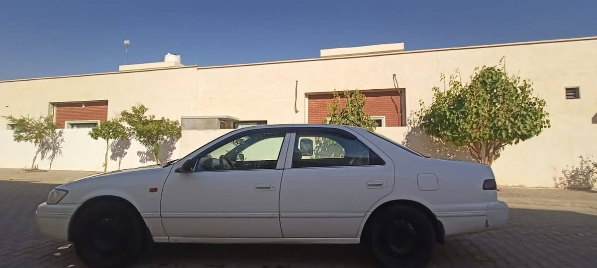 سلام عليكم
من رخصة ادمين المحترم 

سيارة تويوتا كامري 

رقم سليمانية الماني 

رقم و سنوية و هزة و براد جديد لغاية ٢٠٢٩ باسمنه شرط التحويل و وكلالة بكلار 

موديل ٢٠٠٠ 

مواصفات خليجي 

السيارة مكفولة من الضربة شرط الفحص 

مصبوغة عام بدون صبغ 

الدواخل مرتب و نظيف 

تبريد شغال شرط الفحص 

كهربائيات كله شغال ما بيه نقص

كير مكينة مكفولات شرط الفحص 

صدر و حدادية امامي خلفي مرتب و ما بيه مصروف 

سيارة مال بيت و مداريه و مخلي بيه ولا مصروف 

السيارة موجودة بكلار 

رقم صاحب السيارة 

ما أجاوب علخاص و هذه رقم صاحب السيارة 

***********

***********
