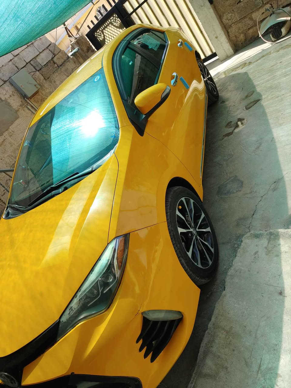السلام عليكم كورلا للبيع فقط السعر 165 وبيها مجال بسيط موديل 2019 مواصفاتse معروفه نضام اسبورت وكير عادي شفتات السياره نضيفه كل عيب مابيها ضربتها واضحه والباقي ليبل واحد بجم كبس رادار شغال وتحديد سرعه وتحديد مسار كله شغال  كير ومحرك بلشرط لاصرف ولابخار تدفئه وتبريد شرط تخم تاير جديد حداديه بلشرط نقابه صفر السنويه لحد 2030 شرط التحويل والغرامات العنوان كركوك حي العسكري للاستفسار الاتصال على الرقم *********** خاص مااجاوب شراي اتصل وتدلل كركوك, العراق
