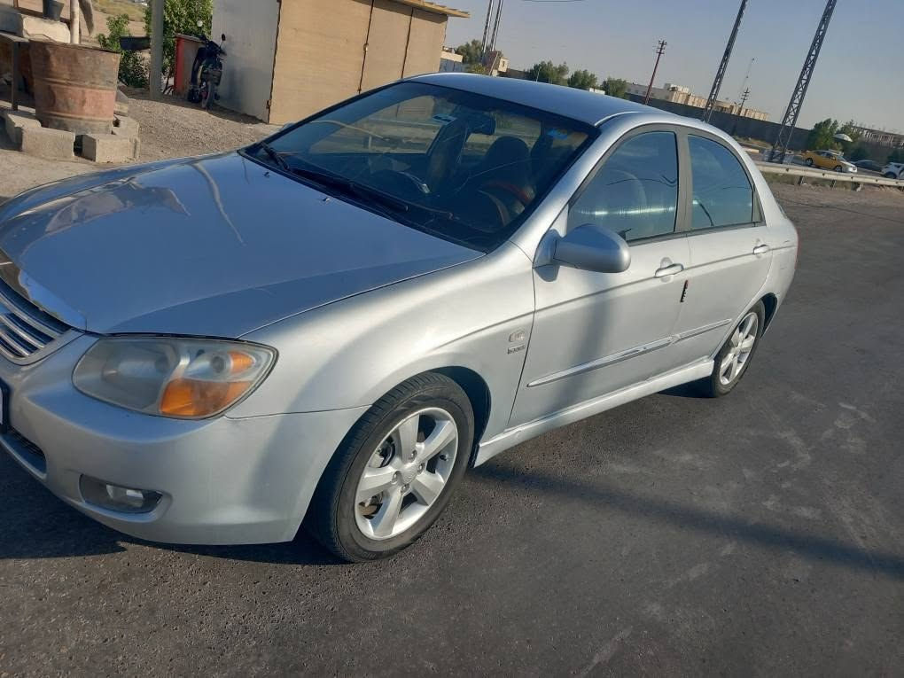 كيا سيراتو 2007  خليجي رقم ديالى دولي محرك جديد كير صدر جديد تبريد ثلج سنويه جديد تخم تاير جديد مصبوغه حزام للجماليه اثر جراد السياره مكفوله من الضربه مكان ديالى بلدروز سعر 77 وبيه مجال ***********...
*********** بعقوبة, ديالى
