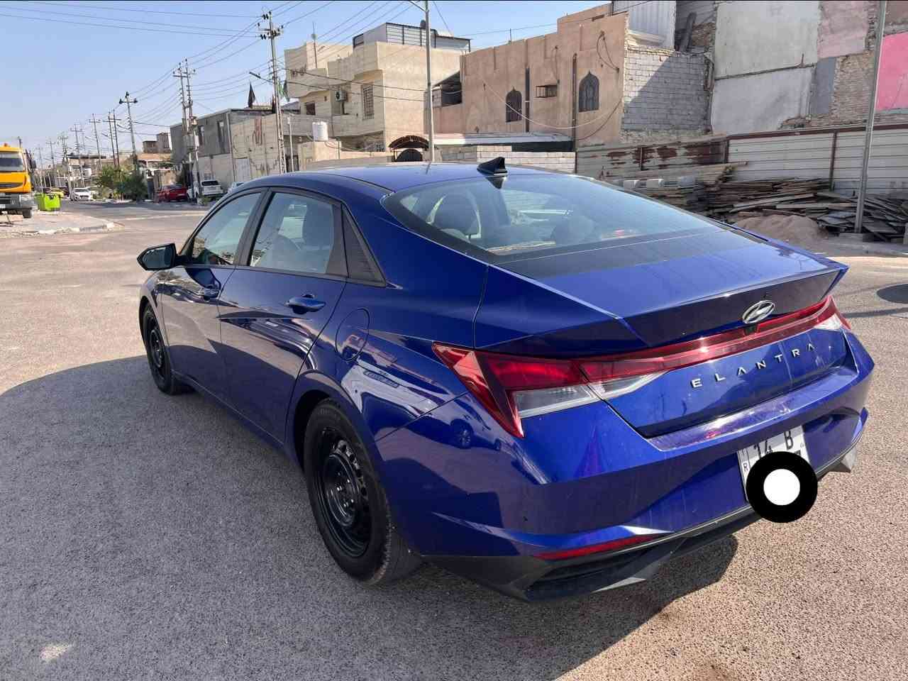 السلام عليكم النترا وارد امريكي موديل 2023 معوقين نص فول 

حادث امريكا ربع البنيد ومبدل البنيد كامل فقط بدون دواخل ولا عرضانية ولا شاصي حادث بسيط 

لون ازرق ، سيارة جاهزة مابيها اي نقص كلش مكينة 2000 دوش ، حدادية جديدة مكينة كير كفالة تخم تاير جديد منظومة تبريد كلها جديدة قبل شهر بدلتها كاملة دواخل لون اسود كشنات مخمل ، وباقي مواصفات الامريكي المعروفة ، 3 انظمة قيادة ، بصمة ، تشغيل عن بعد ، قيادة ذاتية ، مثبت سرعة ، مثبت مسار ، رادار امامي ، حساسات خلفية ، نظام ABS ، تحكمات استيرن كلها شغالة ، سيارة نضيفة وجاهزة تراي وين ماتريد بس بانزين ودهن وتوكل بالله مابيها نقص ابد ، سنوية ل2029 ، سعرها 150 ورقة وبيها مجال قليل للتواصل *********** متواجد واتساب او اتصال
