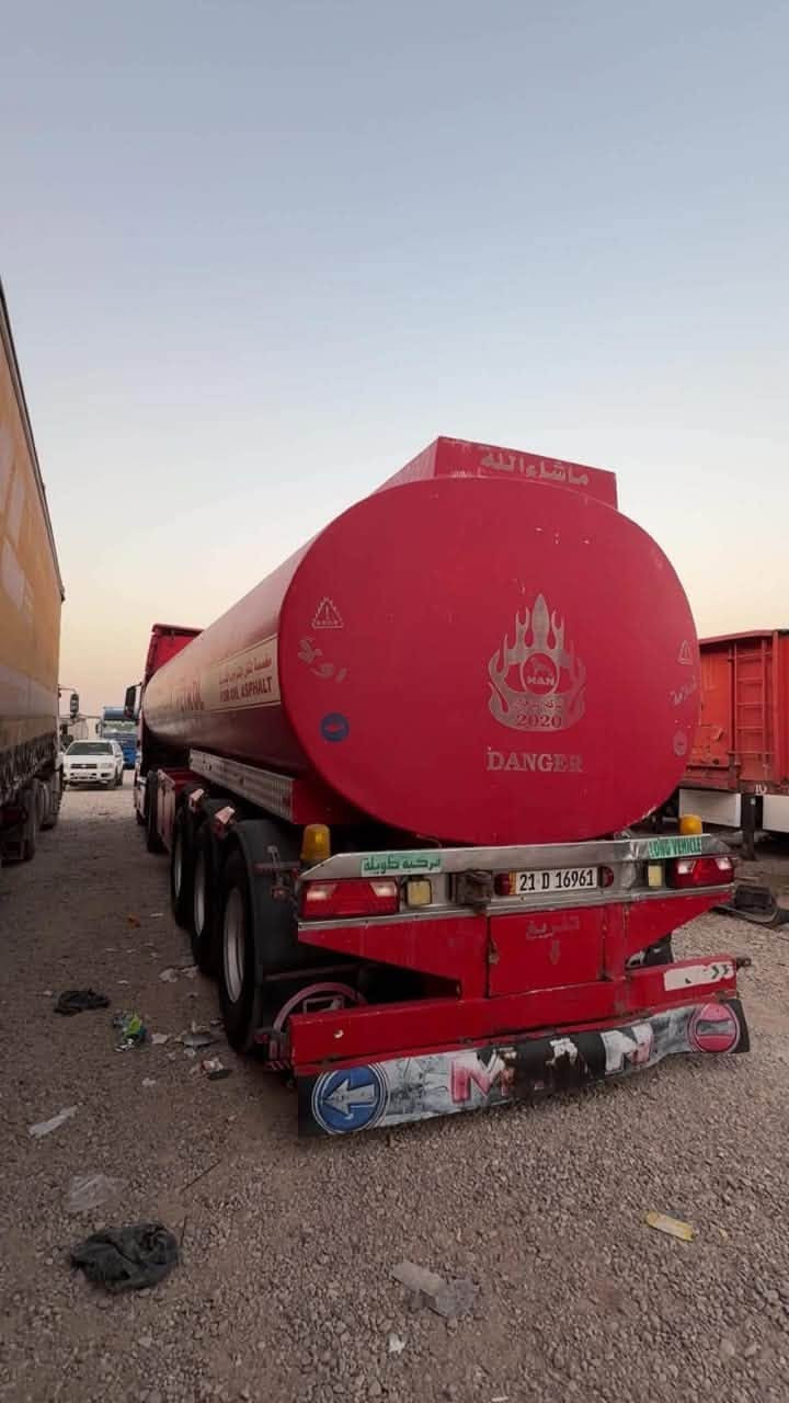 مان موديل ٢٠٠٥ فول مواسفات مكان كلار حي سناعة
حجم مكينة ٤١٠لا سرف لا بخار اتوماتيك رتايدةر 
سلاجة سبلت تنكر موديل ٢٠١٥شاكر 
سعري ٢٧٥بي مجال جيك تايرات شغال 
جاهز لشغل  ***********
