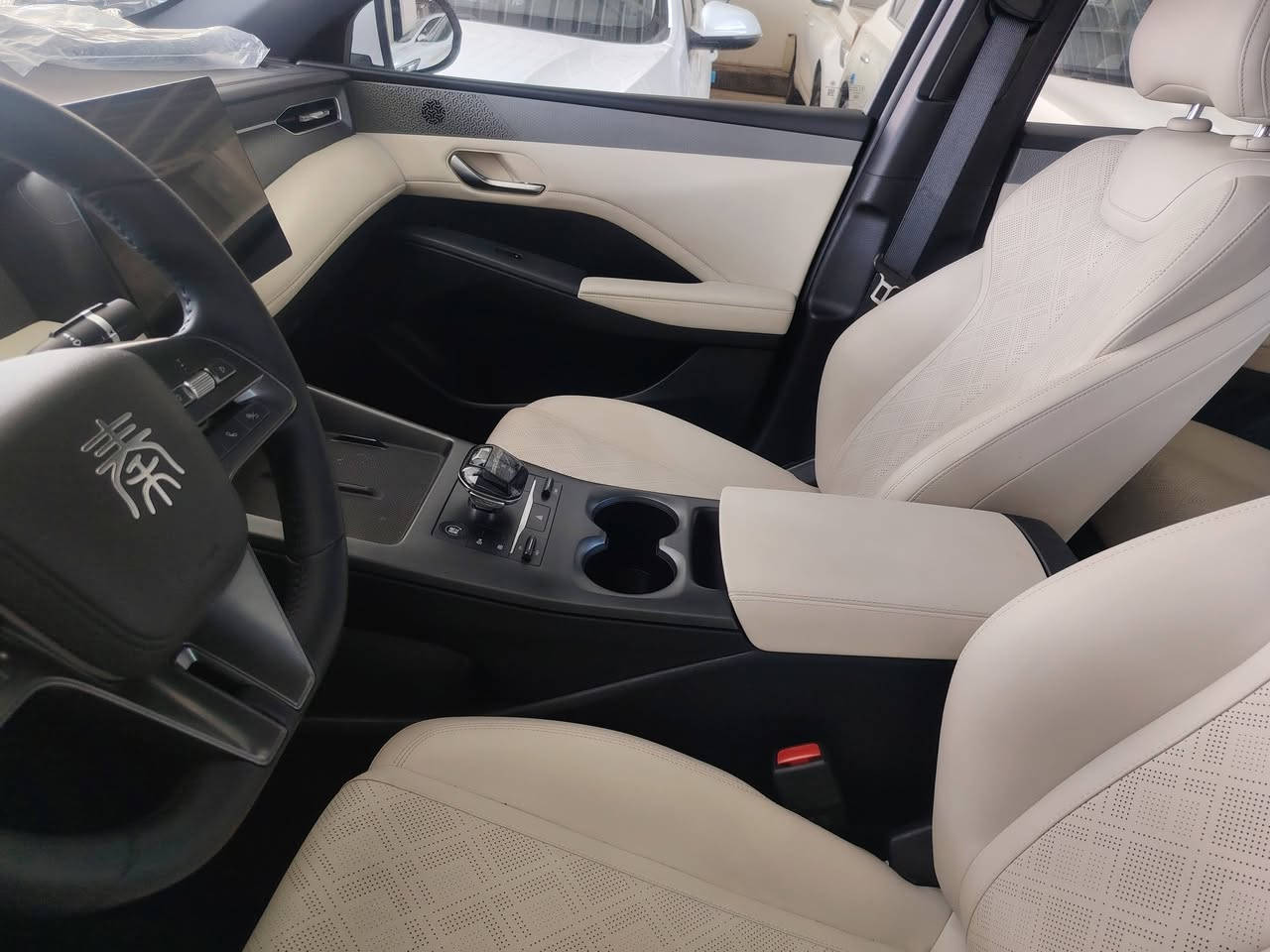 BYD2025 ماشيه 14 الف كفاله عامه رقم نينوئ شرط التحويل للتواصل علئ الرقم ***********
