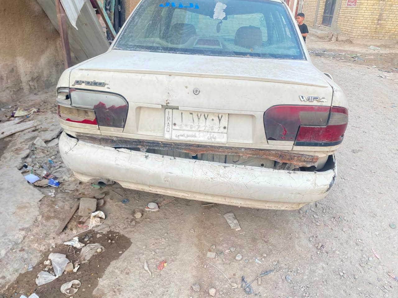 سلام عليكم سياره بروتان البيعع اريده كوم حديد الفين واحدد مكاني بغداد 
رقم:***********

