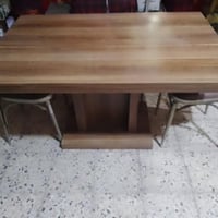 ميز وزنه ثقيل جداً نظيف مابي اي ضرر قياسه 120*80 العنوان بغداد الوزيري...