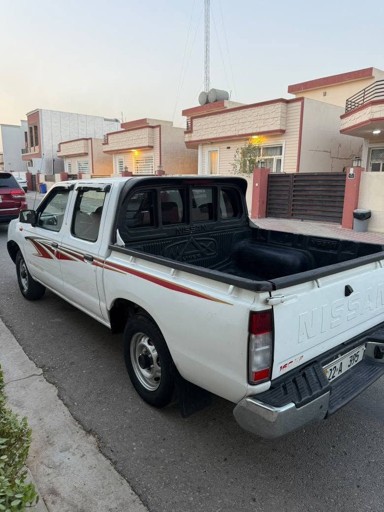 بيكم نيسان موديل 2007
صبغ حزام بدون ضربه 
سنوية جديدة 
كير ومحرك بل شرط 
دفتر بنزين 
تبريد 
شرط تحويل 
سعره 95 بيه مجال 
***********
مكانه بكركوك كركوك, العراق

