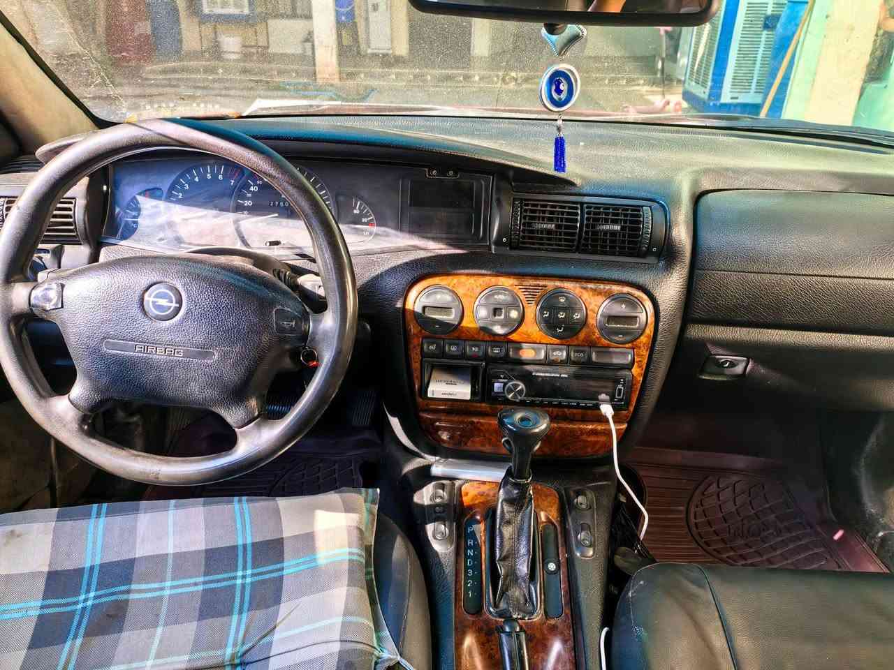 اوميكا بزون موديل 96 صبغ عام للجماليه بشرط بدون معجون ولا ضربه سنويه جديده الى 2031بسمي هزه جديده فول مواصفات بس التبريد عاطل السعر 48$واتساب *********** او *********** مكان السياره زاخو
