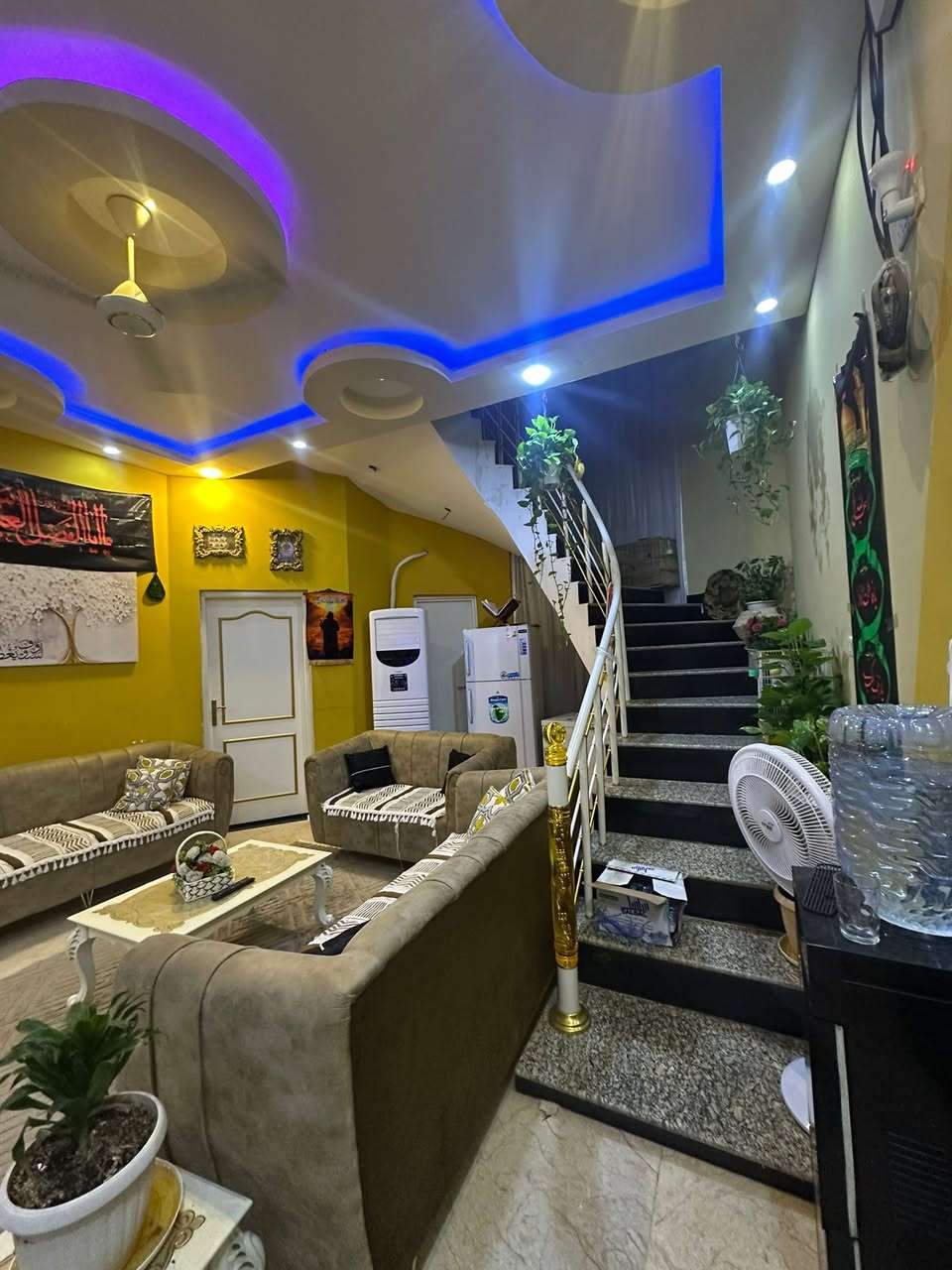 للبيع بيت البصرة مهيجران موقع ممتاز
مساحه205متر طابو ملك عراقي سند25
وبسعر130مليون ***********📞
