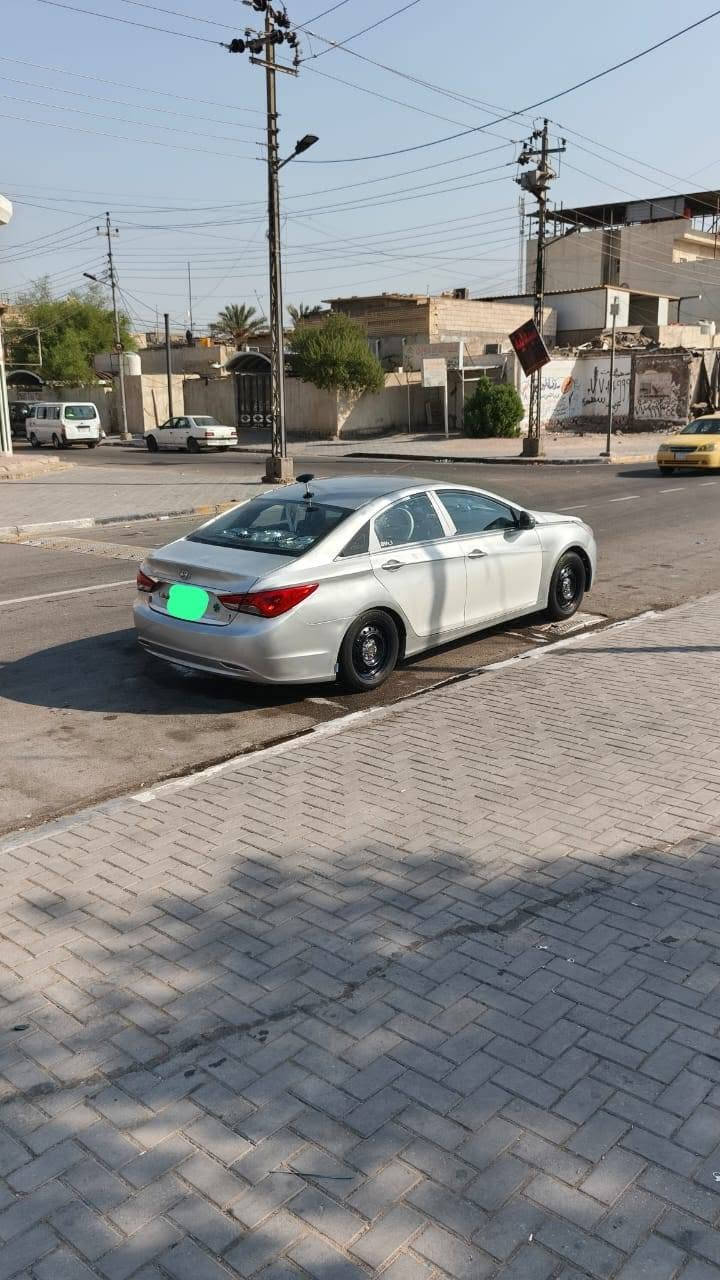 السلام عليكم سوناتا 14 غاز خط واحد قصه قماره فقط جاهزه من كل شيء كير مكينه كفاله تبريد تدفئه تخم تاير حداديه سياره بس ارقام بدون سنويه سياره فول مواصفات ما عاد البني راما حساسات مري المرايات شفط كشن ثلاث دقم السعر 45 بها مجال قليل مراوس عادي حسب القناعه عنواني بصره ***********
