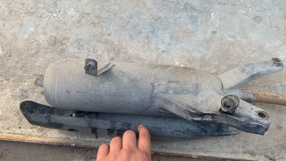 السلام عليكم اخوان كابريتر ماكس بلاديه مال رمبه ممشدوده على دراجه نهائياً ولا مشتغله رايدها ب ٣٥ الف وصالنصه بلاديه مال ماكس لا بيها خياس ولا لحيم رايدها ب ١٥ والاسعار بيها مجال للطيبين 
مكاني كربلاء حي البلدية وهذا رقمي ***********
