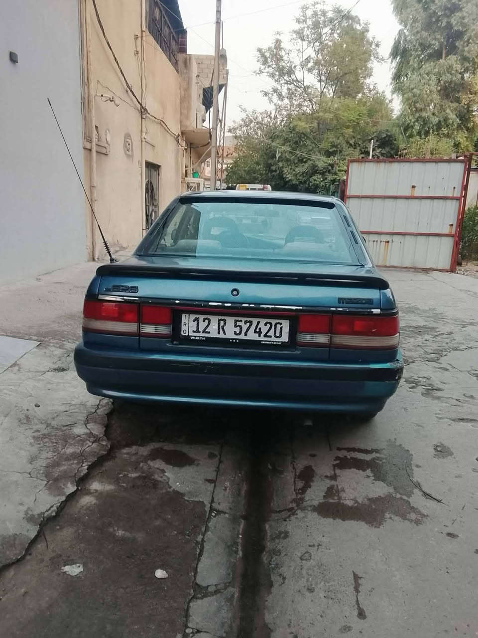 مازده للبيع موديل 1988 جاهزه رقم نينوى انكليزي بسمي السعر 40 وبيها مجال شويه*********** 
***********
