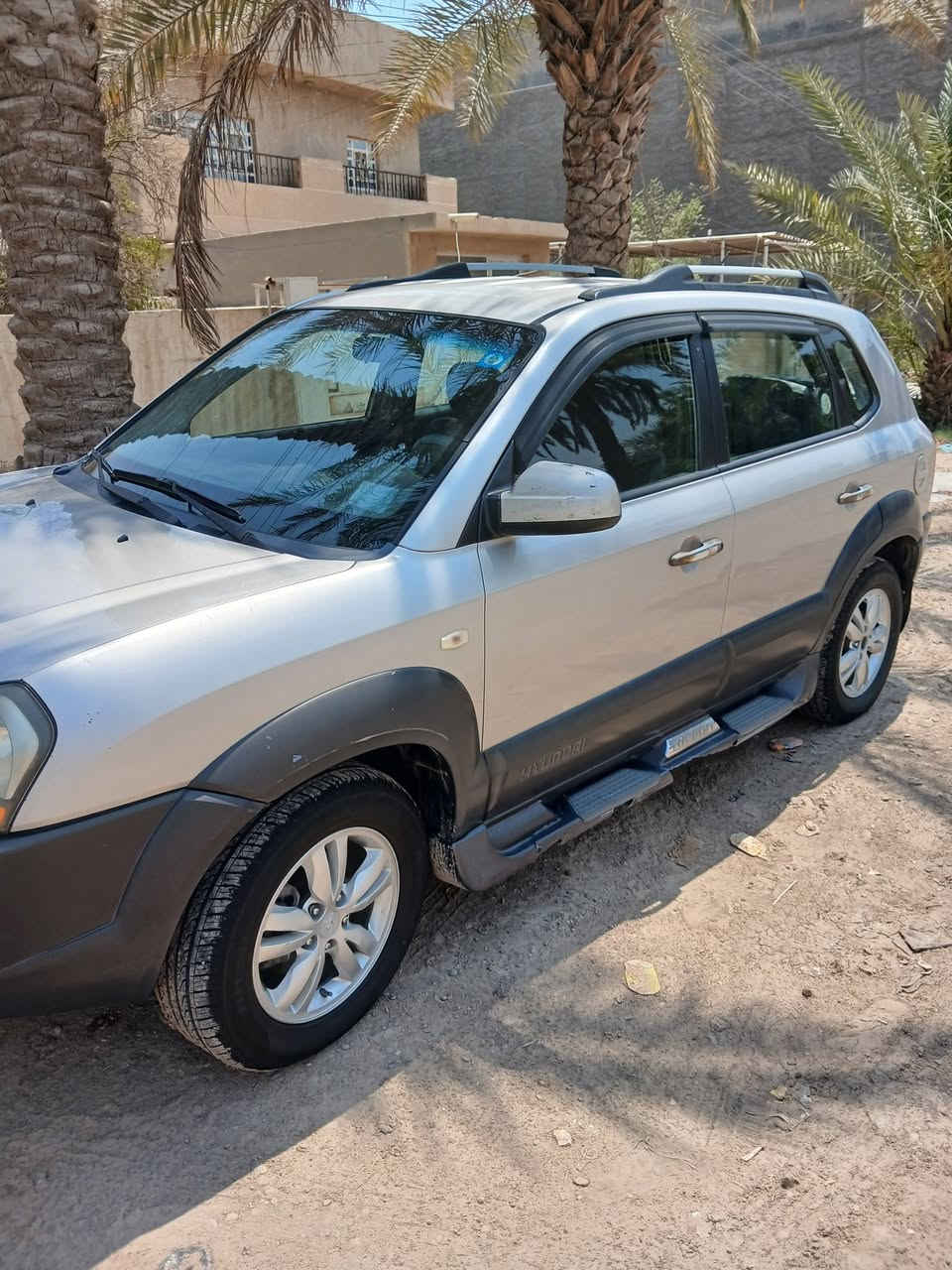 السلام عليكم ورحمة الله
توسان 2009 وارد كوري محرك 2000 رقم بغداد انكليزي سنويه جديده وهزه جديده تحويل مباشر تخم تاير جديد مكانها بغداد الغزاليه البكريه مقابل المجمع السويسري مكفوله كفاله عامه بدون صبغ او حادث او تبديل او تعديل حتى بدون بوليش كلشي بيها شغال *********** راسلني واتساب ادزلك السعر والموقع وتدلل بيها مجال وين يعجبكم تفحصون افحصو ماشيه 345 الف كم شوف الفديو وتدلل تحياتي للجميع
