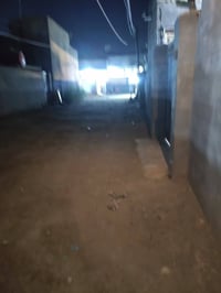 قطعه أرض المساحة ١٠٠ متر سند 25 07844804235  مكاني حي الجهاد خلف معرض ...