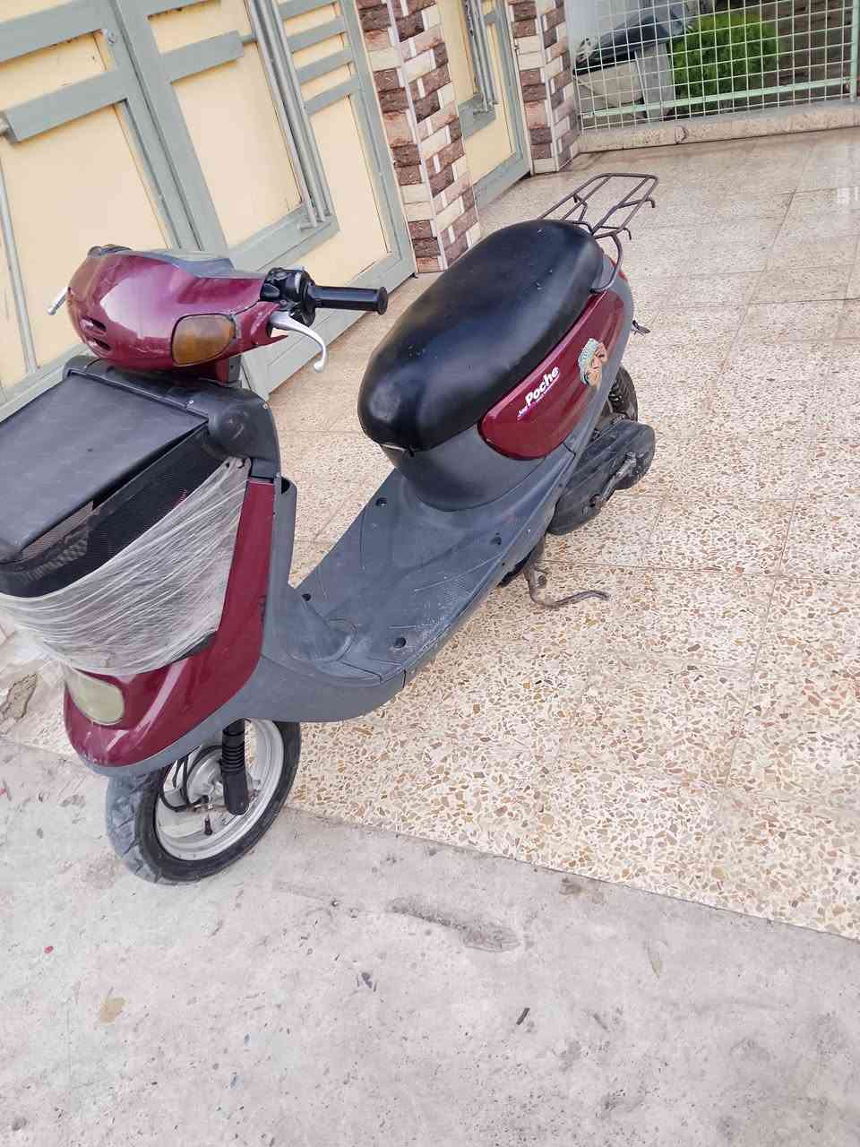 بزون نفخ • معمر • تشتغل