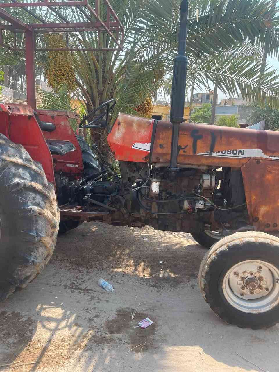 سلام عليكم فوركس للبيع جاهزه للعمل كير محرك نضيفه مكان جزيره بغداد السياحيه للتواصل ***********
