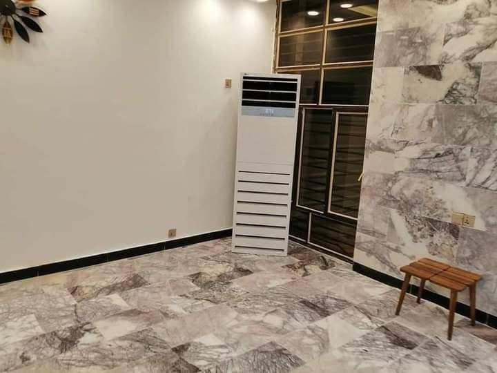 أبو علي ***********
لتنصيب جميع انواع السبالت 
صيانه موقعيه 
قطع غيار اصليه 
شحن غاز فرنسي مع الضمان 
غسل موقعي السبلت
