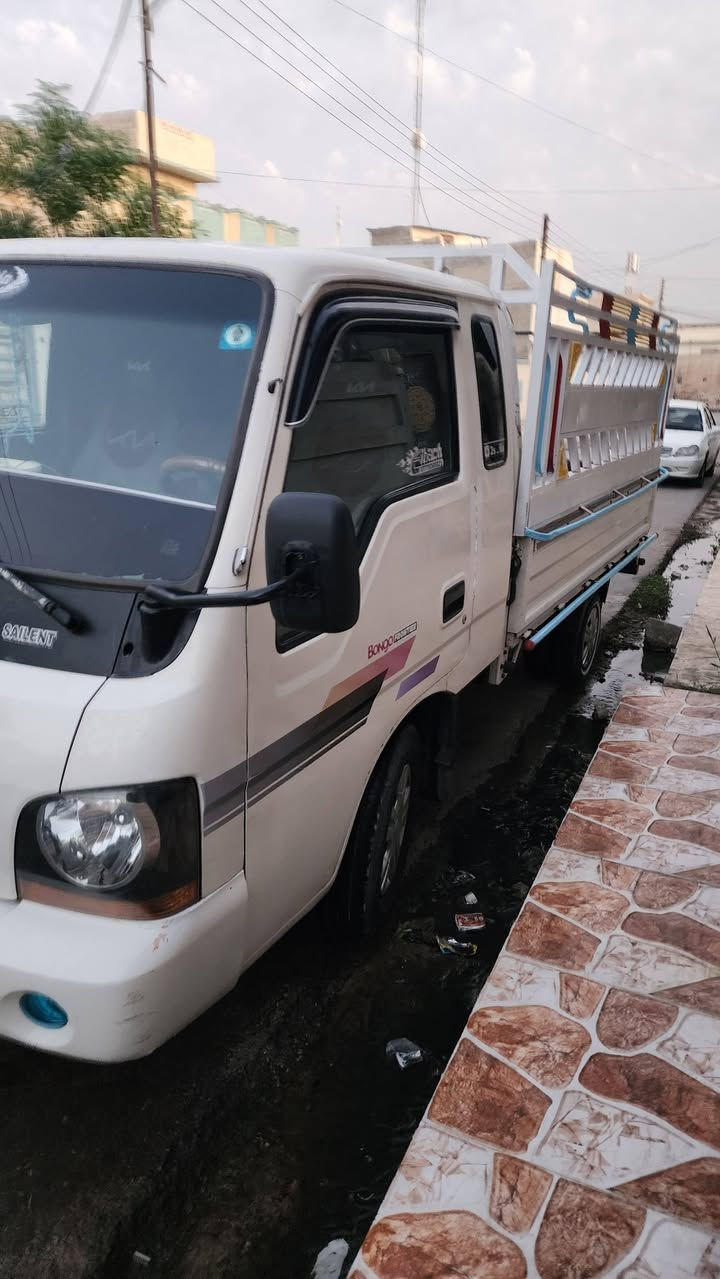 شاحنة حمل • موديل ٢٠٠١ • بدون صبغ