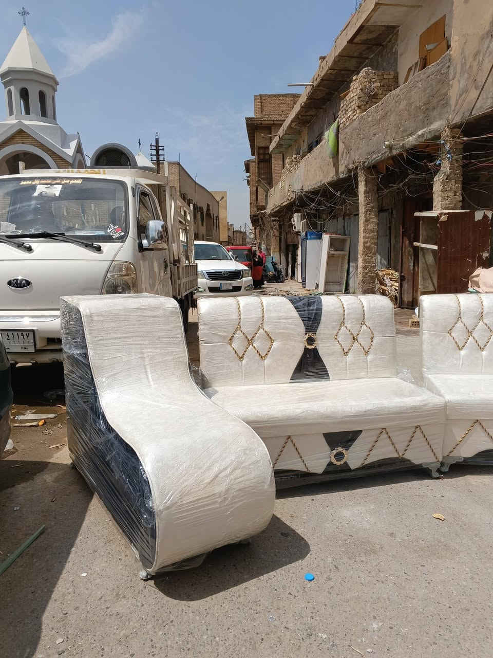 💈 صاحب محل حلاقة؟ تريد محلك يطلع أفخم ويشد الزبون؟ 🔥
إحنا نوفرلك قنفات حلاقة مصممة خصيصاً للمحلات
شغل مرتب، شكل راقي، وراحة للزبون 👌
✨ اختار اللون والتصميم اللي يناسب محلك
الاسعار حسب اختيار الموديل... 
💪 خامات قوية وشغل نظيف
🔥 خلي ديكور محلك يفرق عن الباقين! 💈
📞 للطلب والاستفسار راسلنا او الاتصال. ***********..
