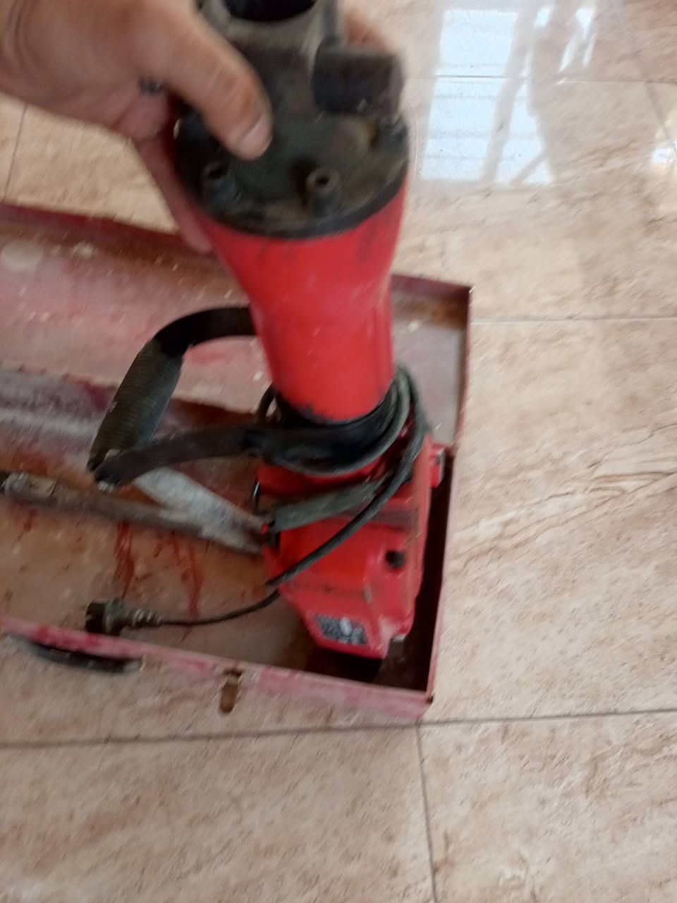 دريل جديد اشتريته فلشت بي رباط وضميته سعر قفل ٨٠ بغداد البياع هاتف ***********
