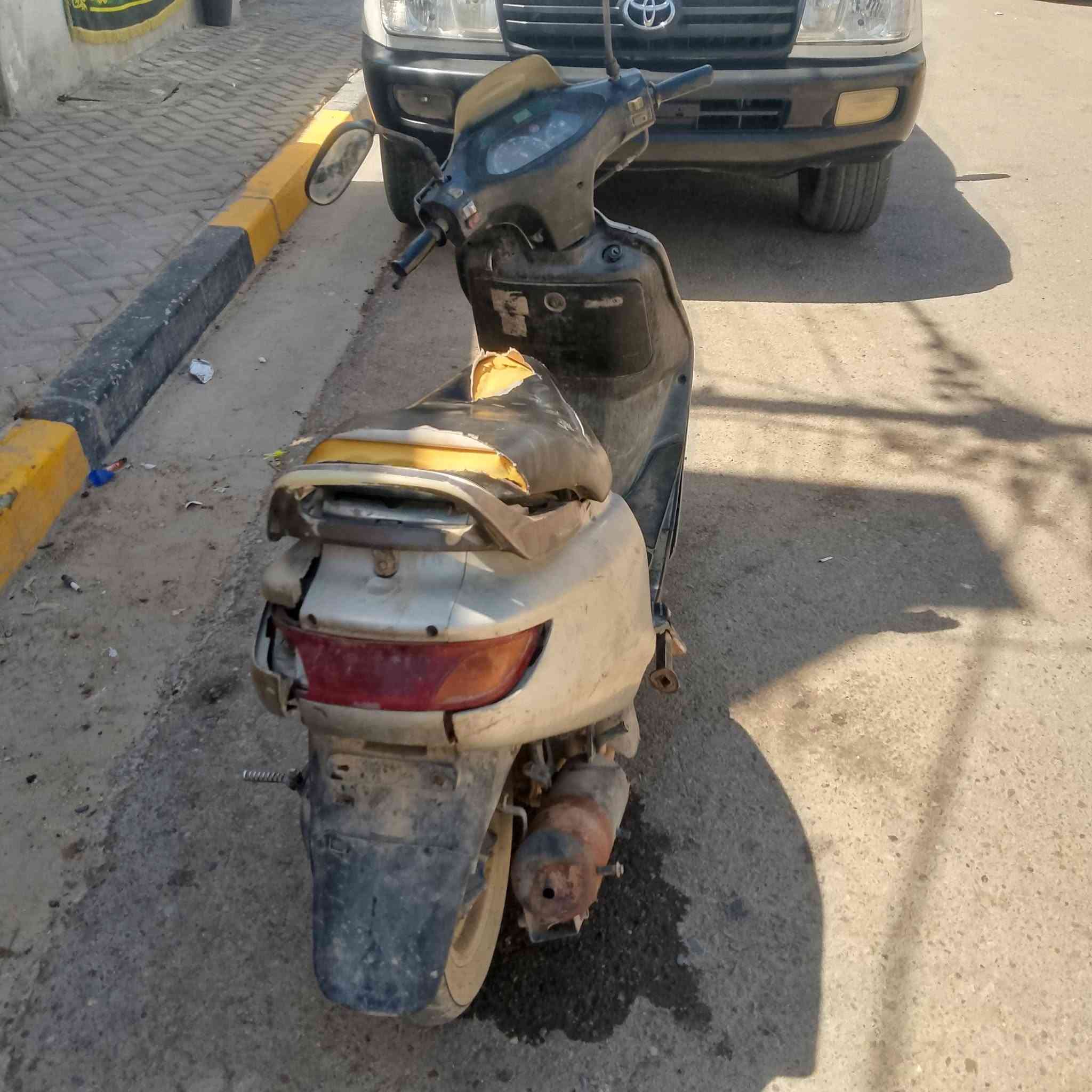 السلام عليكم الدراجه للبيع 
المكان ديوانية الجنة السعر 150 
هذه رقمي بي واتساب 
***********
