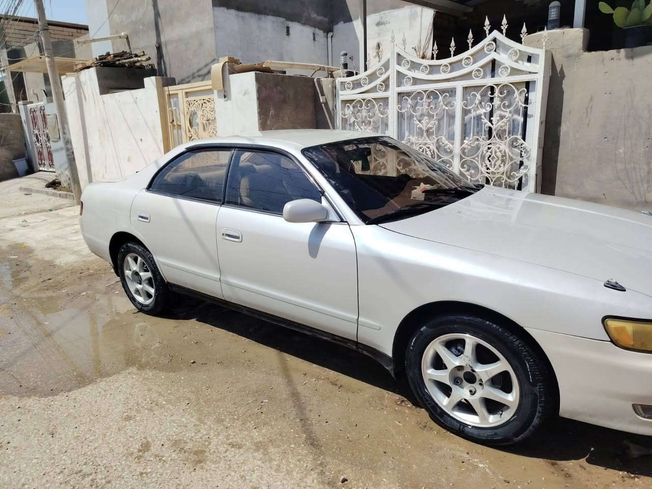السلام عليكم ورحمه الله وبركاته سيزر 1994 بيه صوت بالمحرك صوت ابراص تبريد شغال كهرباء كله شغالة السيارة بسمي رقم انكليزي بغداد ***********
