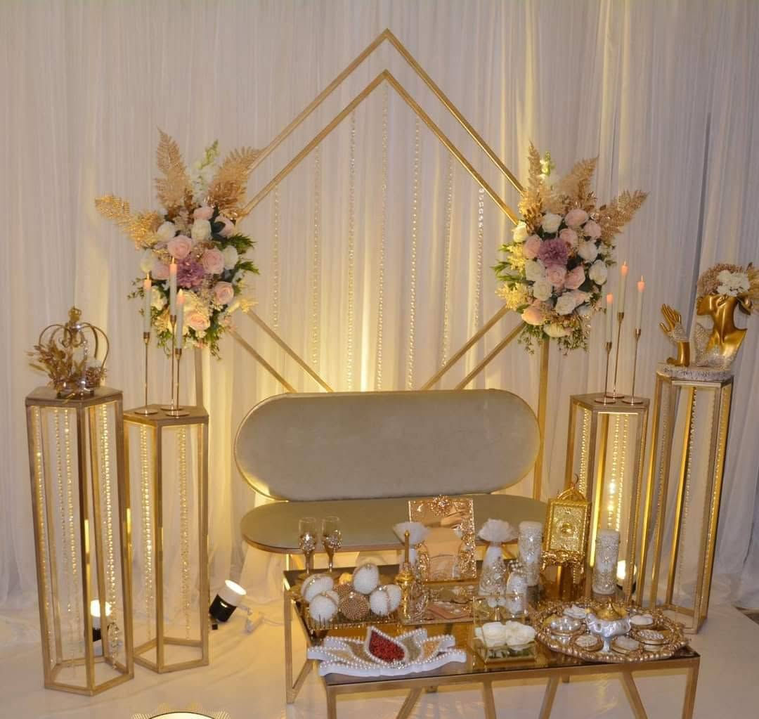 اقواس • ديكور