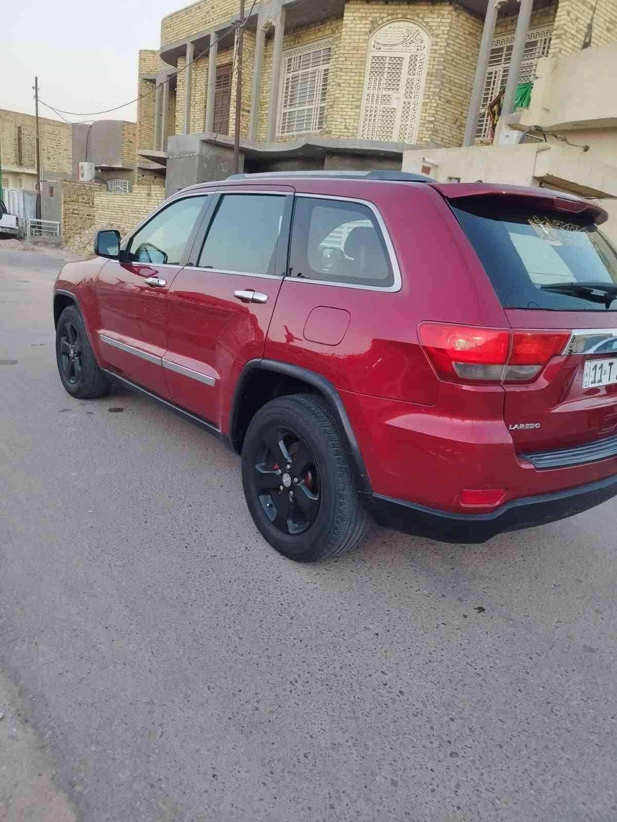 على بركة الله
جيب لاريدو 11 بغداد بائسمي محرك 3600
شرط لاتبخير ولاتنقيص 
تبريد ثلج (حداديه خلفي 
ومامي 100%100 لايت 
زنون بصمة ابواب (الضرر
جاملغ وبنين بنون دواخل 
السعر المطلوب 140وبيها
مجال قليل 
*********** وبيه 
وات ساب

