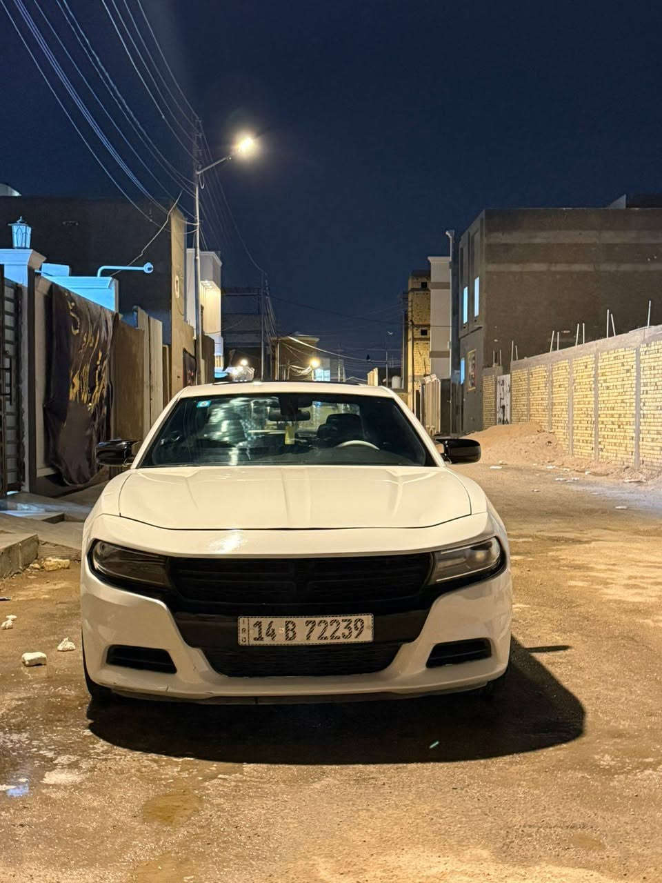 سلام عليكم جارجر 2020اصل معلايه 2023 وارد امريكي بيه مدكر وبنيد سياره فول فتحه السعر 175وبيه مجال مكاني البصره البهادريه الاتصال ***********
