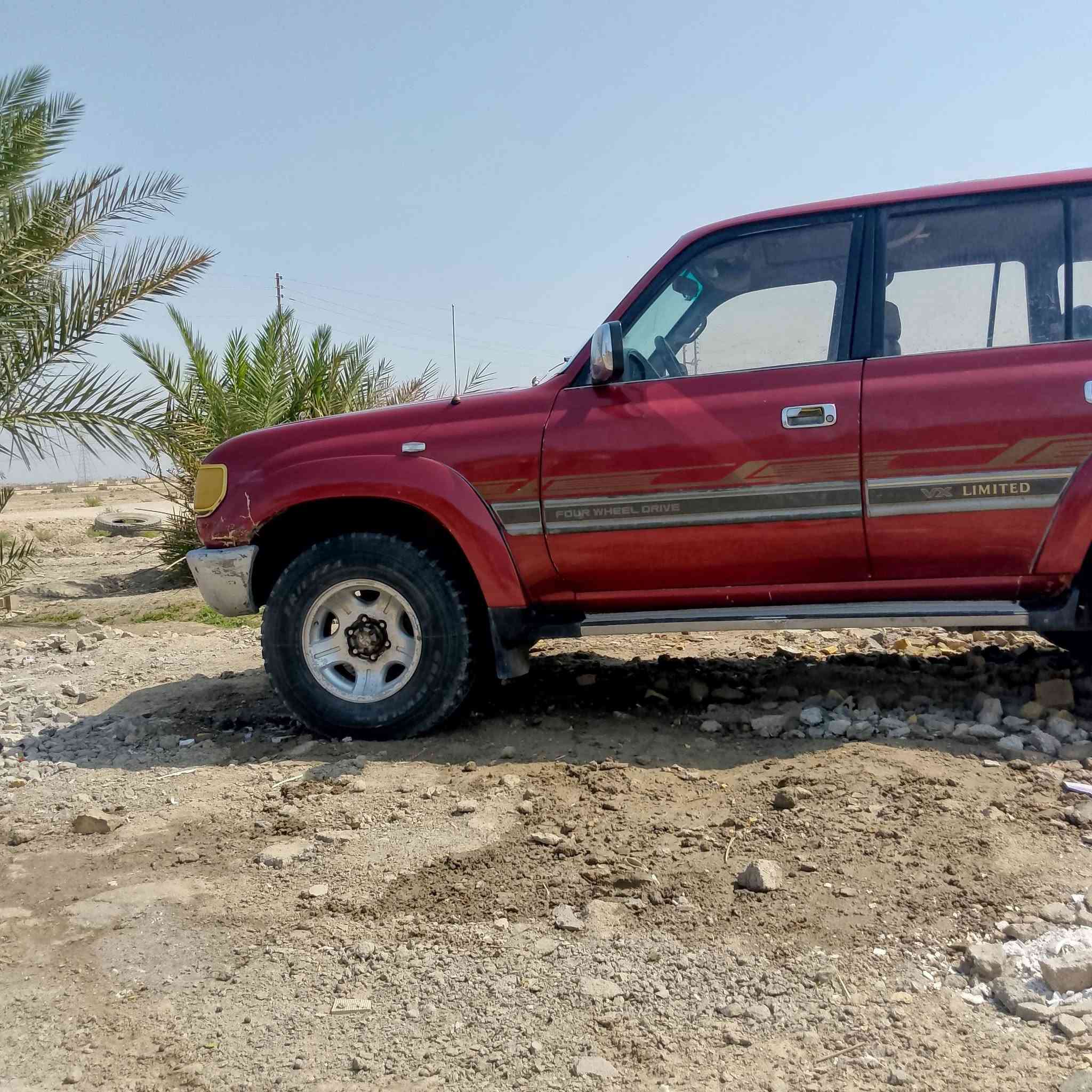 لاندكروزر • ٩٤ • رقم بغداد