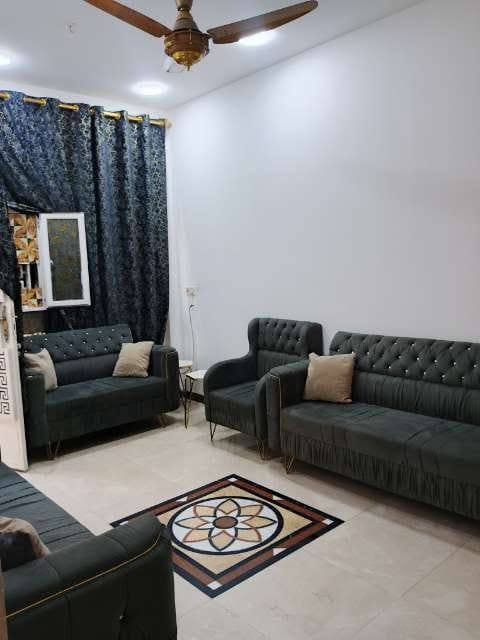السلام عليكم بيت للبيع زراعي سند 25 طابقين المساحه 125 العنوان الرئاسة شارع 20 بشارع فلافل ابو العمبة 
للاستفسار الاتصال ***********
