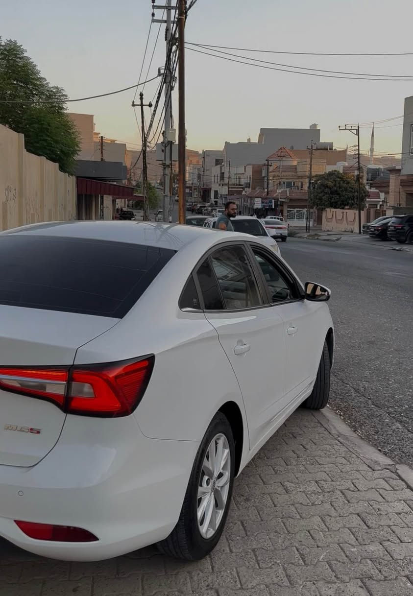 Mg 5
موديل 2023
سياره گه له ك لاوه و ارزانه جديده هيش
سياره شاشه يه و به صمه يه ژي كاميره ژيكه
به س بولند ته بديل شه ريكه يه
مه كينه ڤه كريه 
سعرا وئ گه له ك ارزانه 84$ و مجاله ك كيم 
***********
هه ر كه سكي موشته ريبت بلا ته له فونامه بكت
عنوان زاخو زاخو, دهوك
