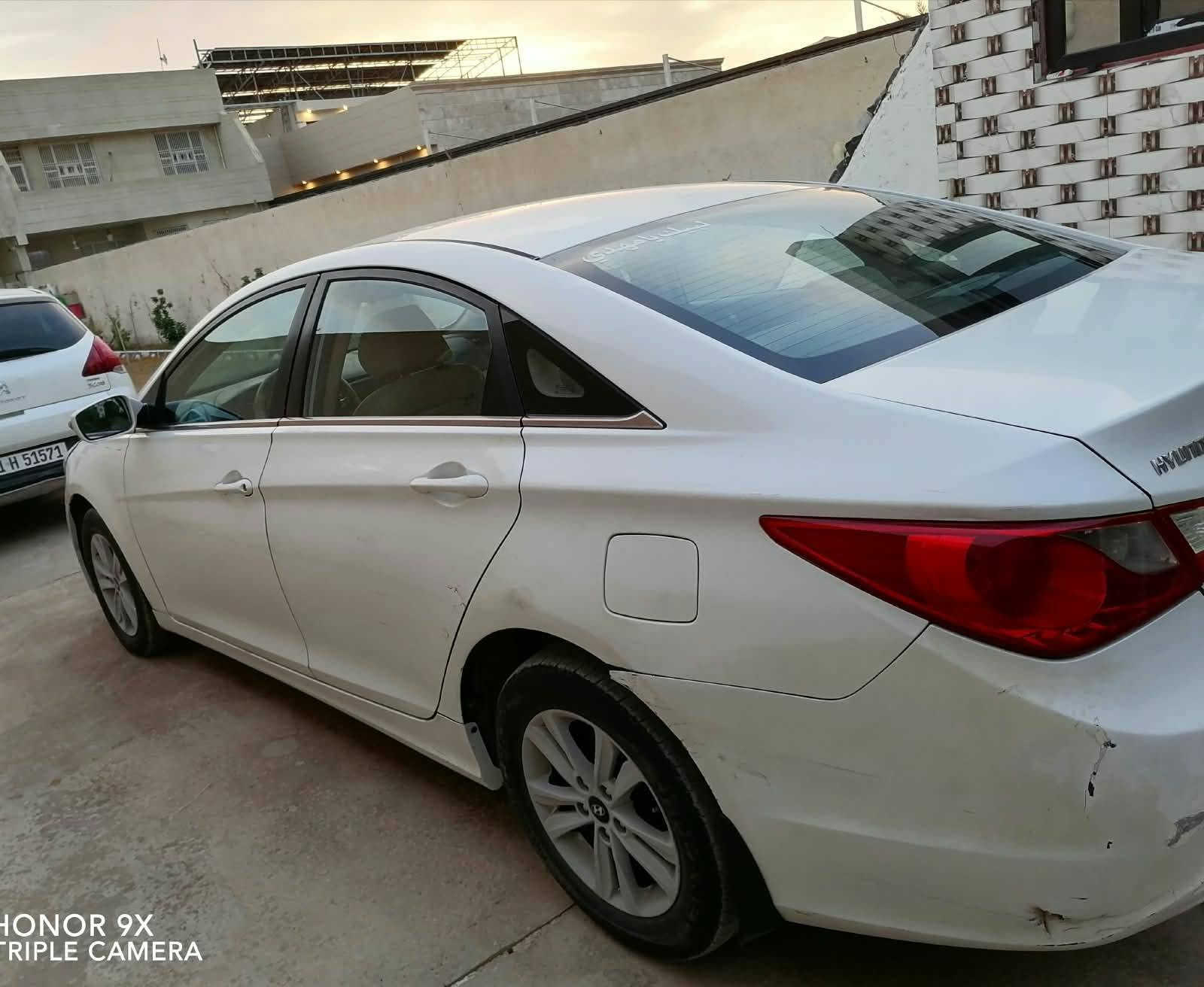 🚘 للبيع سوناتا خليجي موديل 2011

🔹 الموديل: 2011
🔹 المحرك: 2400 CC
🔹 مكينة وكير أوتوماتيك
🔹 المكينة مجفّتة صارلها 20 يوم
🔹 المكينة والكير مكفولات
🔹 شرط الفحص
🔹 تحكم ستيرن
🔹 شاشة أندرويد
🔹 السيارة باسمي
🔹 مداورة ثاني يوم
🔹 رقم بغداد
📍 المكان: كربلاء المقدسة

💰 السعر: 97 ورقة

📞 للاستفسار: ***********

نص مكتوب في الصور:
- AI HONOR 9X TRIPLE CAMERA
- HONOR 9X TRIPLE CAMERA
- AI HONOR 9X
- TRIPLE CAMERA
- Almuhandis Center بارد تبديل صبغ خدوش ملاحظه: نخلي كامل مسؤوليتنا بعد الفحص وتسليم التقرير الى الزبون الموديل 2011 الاسم علاء حميد نوع السيارة سوناتا تاريخ الفحص 2025-10-10 وقت الفحص 10-40م رقم السيارة 31948/بغداد الجانب الخلفي- رصعات الجانب الامامي- صبغ موضح الجانب الايسر- بارد موضح صبغ موضح تب الايمن- صبغ موضح الجانب العلوي- رصعات ملاحظة* الفحص لا يشمل الاعطال الميكانيكية والكص بلاء حي التعاون مجاور الضريبه الجديده ونار المهندس المهندس علي *********** HONOR 9X TRIPLE CAMERA
- 250 200 150 100 50 250 200 150 100 50 31948 سوناتا بغداد MODEL: ID: 2025-10-10 10:30 2011 هیوندای BESMAK COMPANY: YEAR: TIME: REPORT: HONOR 9X TRIPLE CAMERA