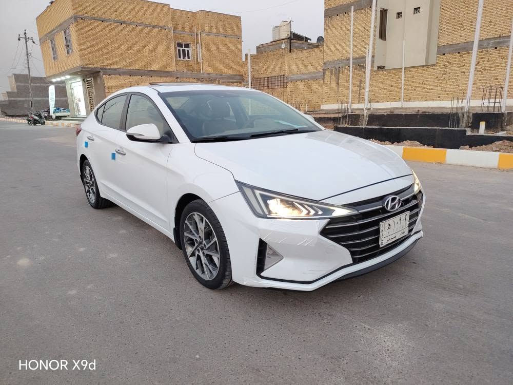 هونداي النترا موديل 2019 رقم بغداد حره تحويل ثاني يوم  وارد خليجي كفاله عامه من الضربه والتبديل والصبغ والفتح كفاله عامه وكتاب الفحص موضح بل صور شرط كفاله عامه مكينه 2000 دوش  شرط ما مفتوحه مكينه وكير وحداديه وتبريد ثلج كله مكفول سياره جاهزه مال جناي بمعنه الكلمه استخدام شخصي فول مواصفات واحد على واحد بصمه تشغيل بصمه أبواب تحكم ستيرن شاره بل مرايه مري شفط شفتات مانع الزىق فتحه سقف ويل كب شاشه كبيره كامره دواره دسك خلفي وأمامي رادارات  تبريد قطعتين فول واحد على واحد مكان سياره ناصريه سعر 147 بيه مجال قليل رقم الهاتف *********** انه مكلف بل نشر خابر راعيه بيك خير وتدلل ناصرية, ذي قار

نص مكتوب في الصور:
- HONOR X9d